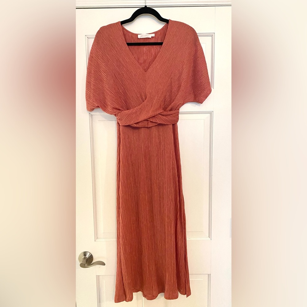 NWOT All in Favor Plisse Midi Dress